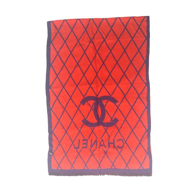 CHANEL Vintage Blue & Red Reversible Window Print Wrap Shawl Scarf w/ CC Logo - Picture 4 of 9